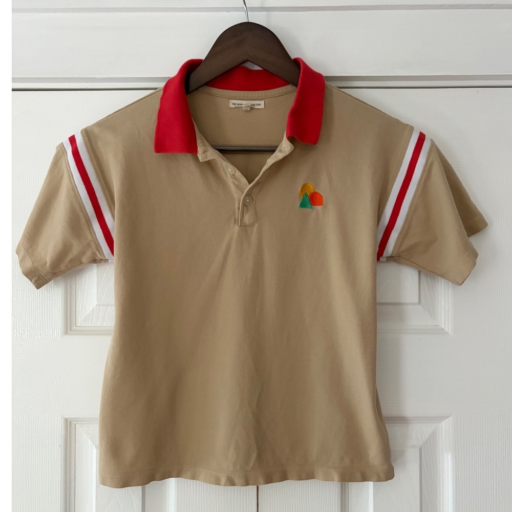 The Sunday Collective Kids Tan Organic Pima Cotton Polo Shirt Red Collar 8-9Y